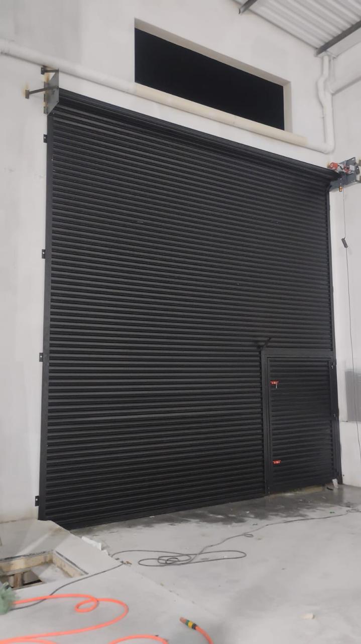 Galeria de Portas de Aço Automática 