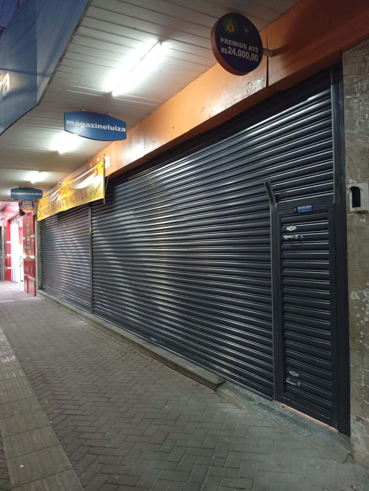 Galeria de Portas de Aço Automática 